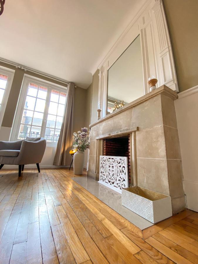 أميا Appartement Chic, 3 Chambres, Hyper Centre-Ville, Parking Payant المظهر الخارجي الصورة
